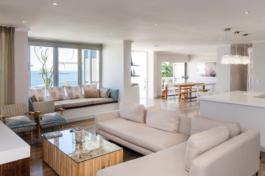 To Let 3 Bedroom Property for Rent in Bantry Bay Western Cape